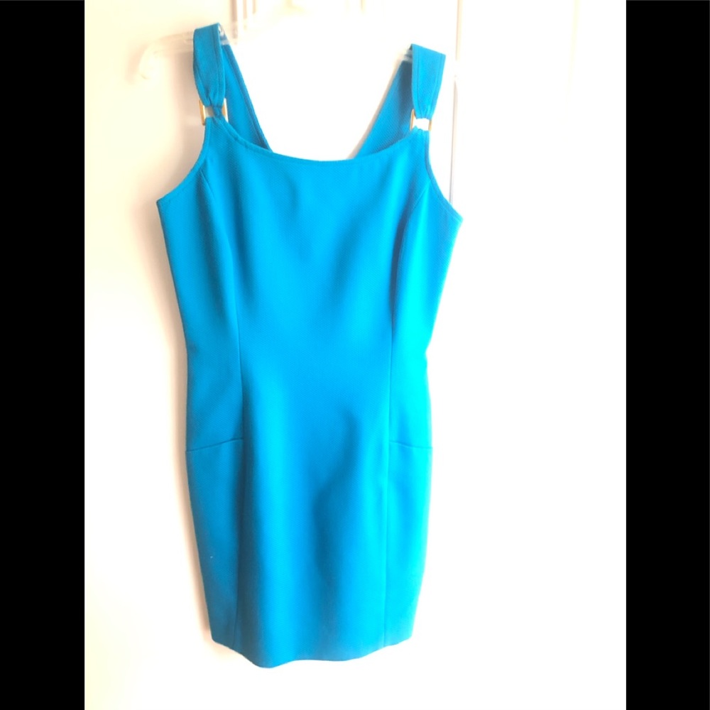 Tahari Sheath gold squares are shoulder